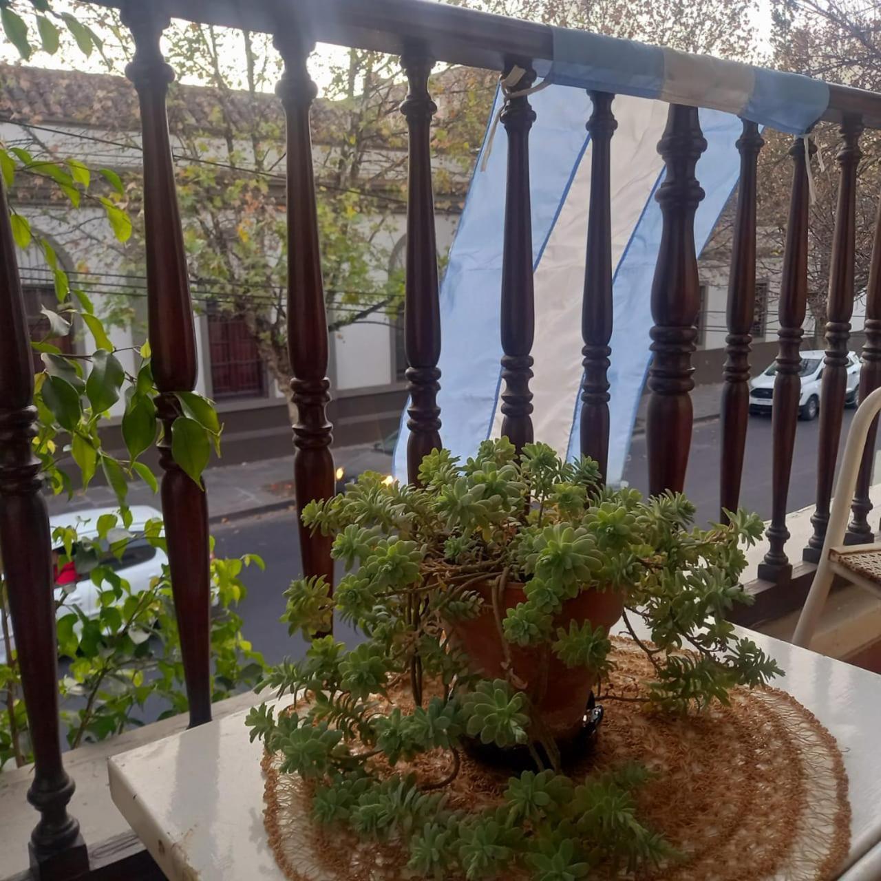Homestay Mi En Cerca De Todo ! Salta